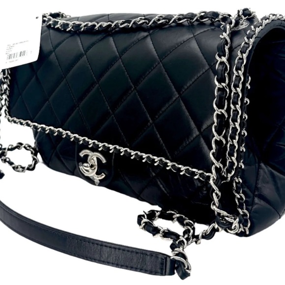 Authentic Chanel Chain All Around Flap in Black - Picture 7 of 8